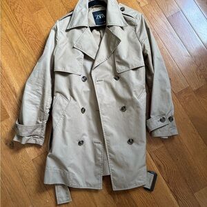 Zara Women’s Beige Trench Coat